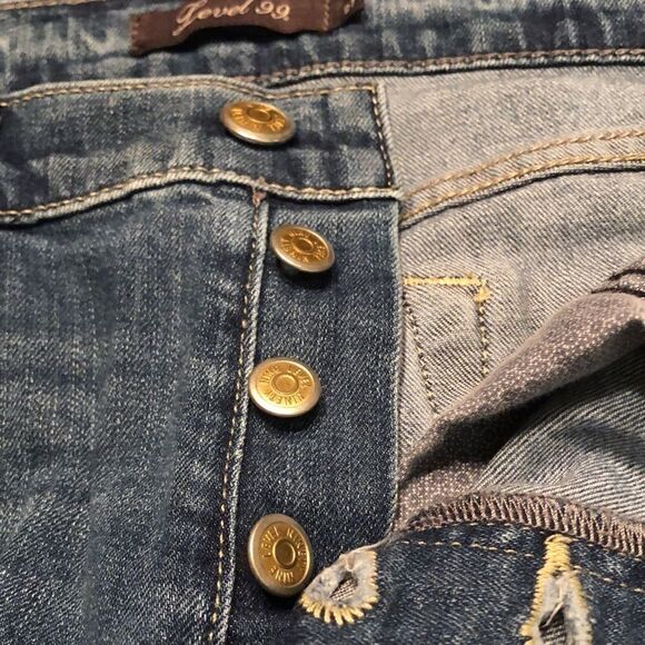 Anthropologie Level 99 button fly, 5-pocket style jeans with raw edge hem. - Picture 4 of 13